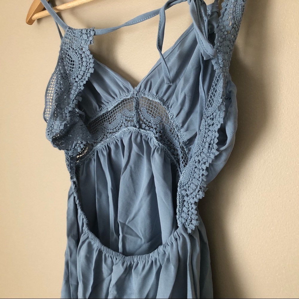 Inset Lace Halter Dress - Picture 3 of 8